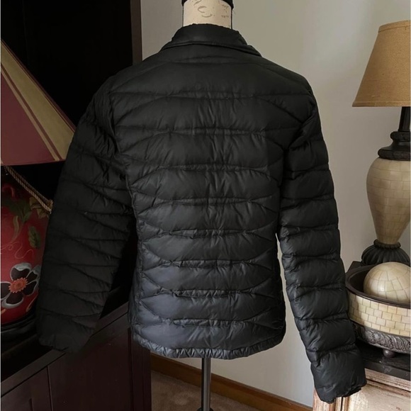 Women’s Eddie Bauer Down Jacket - Picture 2 of 5